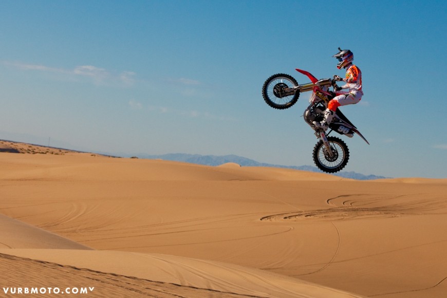 100-at-the-glamis-sand-dunes-18_gallery_full